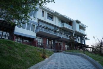 Aura Crimson Vistas: A Scenic Boutique Haven in Naidupuram | Room Cost Starts From ₹3,200