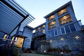 Cherry Blossom Homestay: Scenic Retreat in Shenbaganur