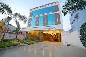 Hotel Chenduran Park: Premium Hospitality Near the Tracks| Room cost Starts From ₹2,200