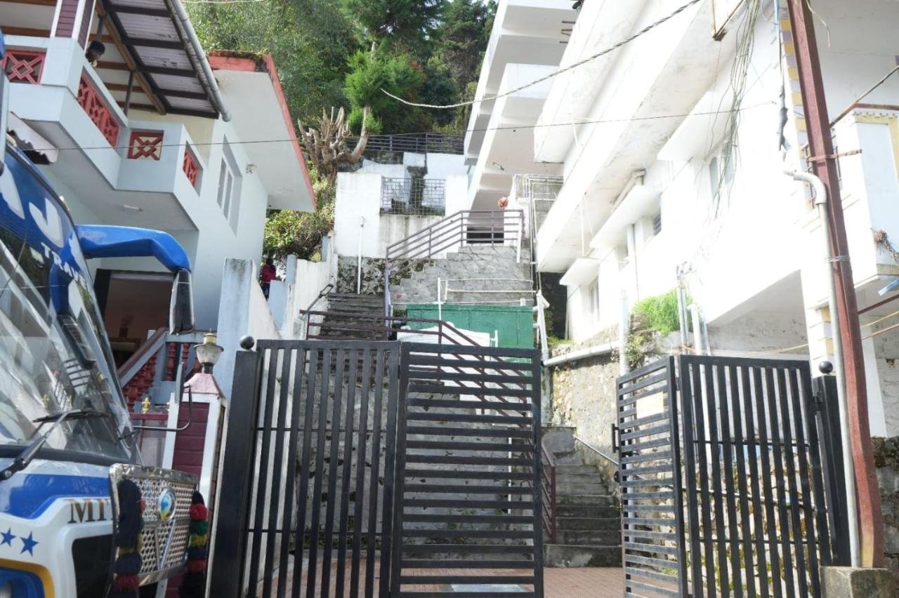 Hotel Mountain Breeze, Kodaikanal