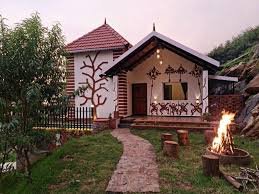 Mesmerizing Vistas: Skysketch Villa by Happy Huts, Kodaikanal