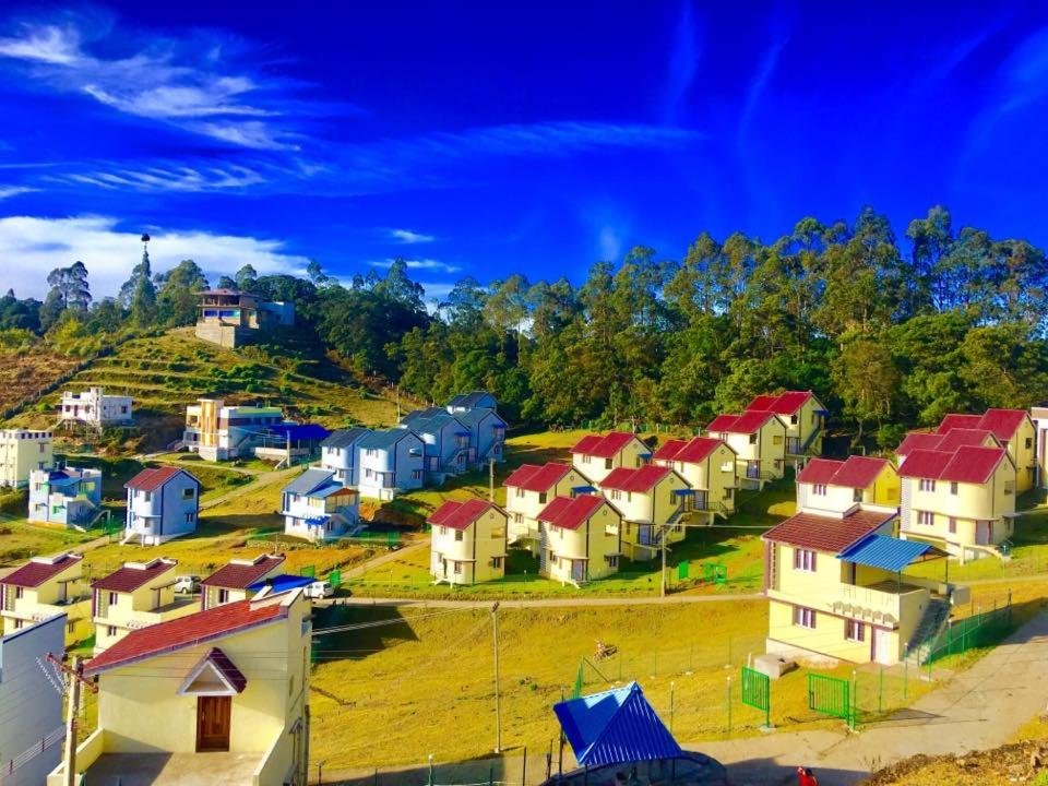 The Kodai Mist Valley: Expansive 10 BHK Family Retreat